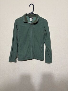 Patagonia Synchilla Fleece Jacket in Light Sage and Olive